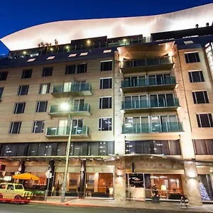 **** Hotel Majestic Roof Garden Australien